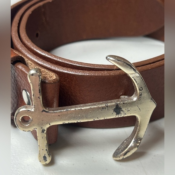 Vineyard Vines Size 30 Classic Brown Boat Anchor Clasp Buckle Belt - Picture 3 of 11